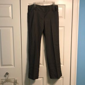 Worn once! Wide leg gray trousers with full deep front pockets!